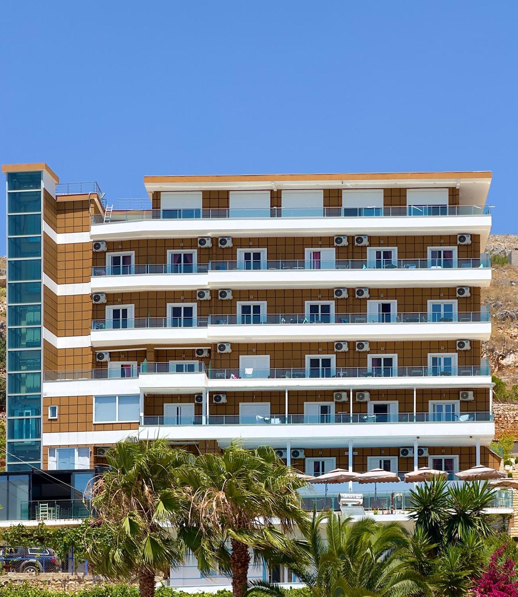 Mucobega Hotel 2 Sarandë Exterior foto